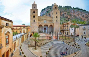 Cefalu' centro storico, Cefalù